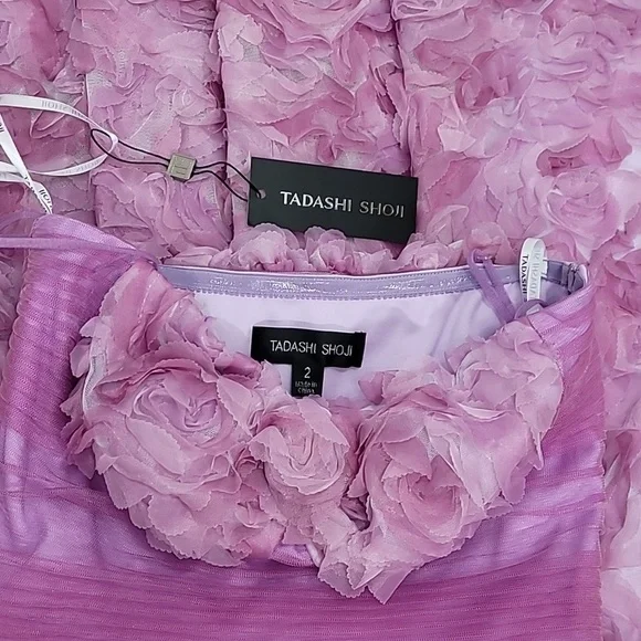 Tadashi Shoji Women's 3D Floral Appliqué Fit And Flare Cocktail Dress - Picture 15 of 17